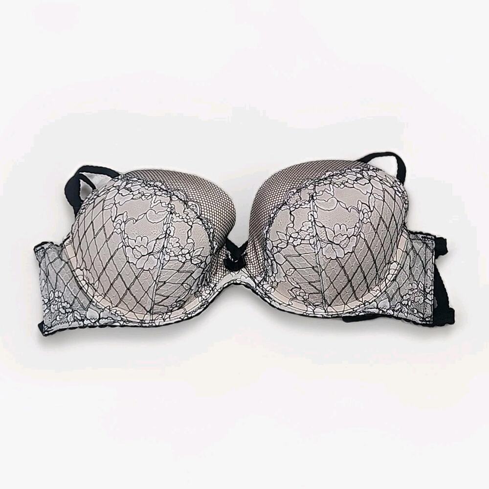 Victoria Secret Strapped Lacy Push Up 34DD Bra